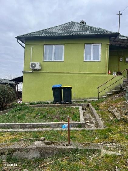 Casă cu 3 camere în Central