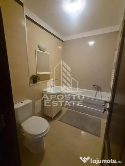 Apartament cu 3 camere semidecomandat în Subcetate