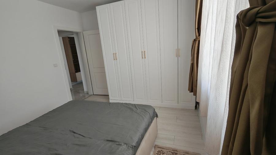 Apartament cu 2 camere semidecomandat în Giroc