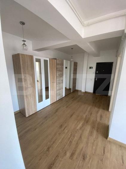 Apartament cu 2 camere semidecomandat, mobilat în Florești — fotografia 1