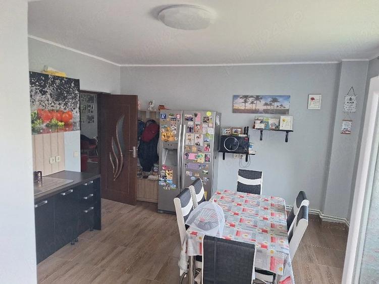 Casă cu Teren 600 Mp în Păuliș