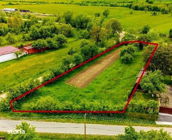Teren de 2247 mp, în Șinca
