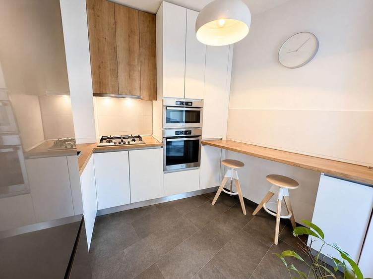 Apartament cu 2 camere decomandat, mobilat în Circumvalațiunii