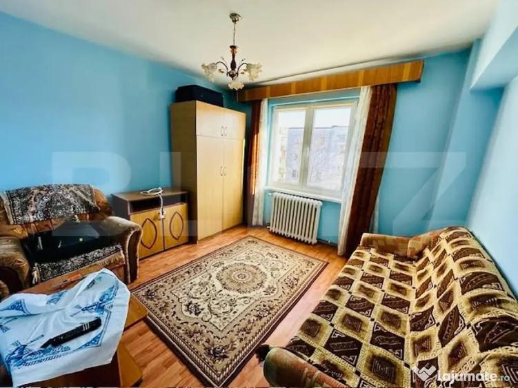 Apartament cu 3 camere decomandat în Unirii