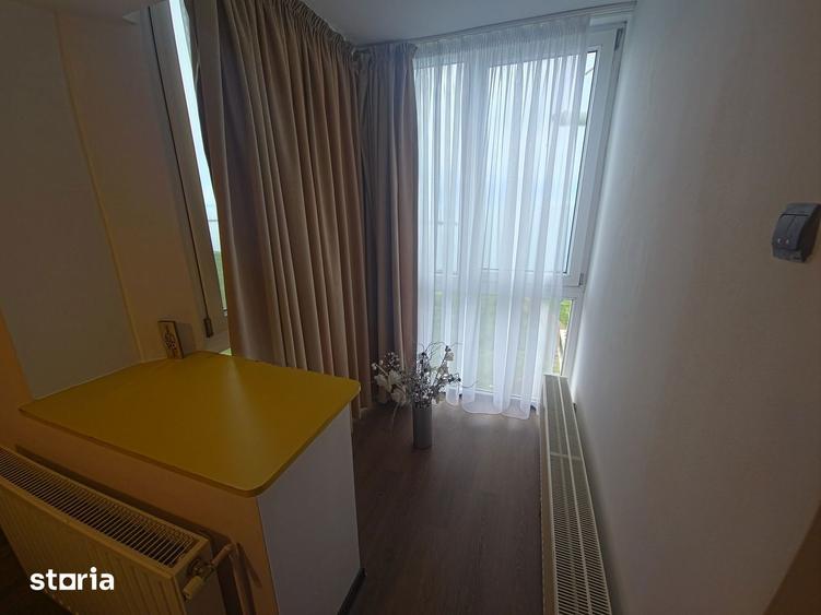 Apartament cu 3 camere decomandat, mobilat în Delfinariu