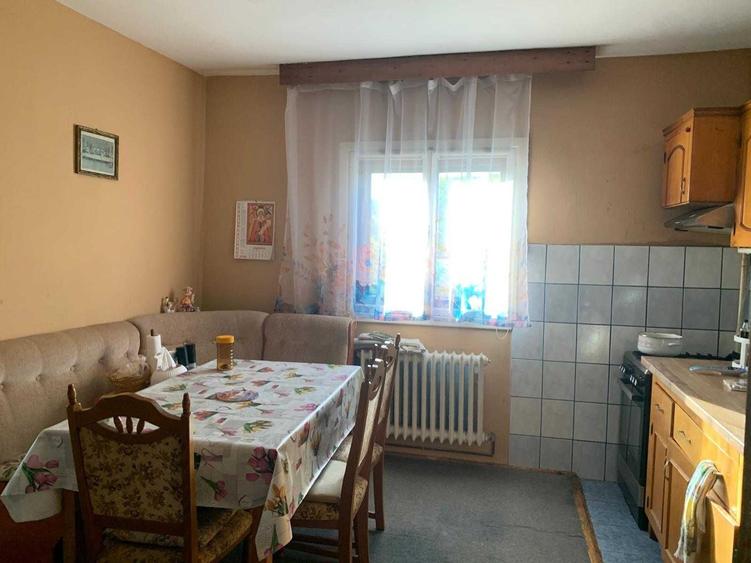 Casă cu 4 camere decomandat cu Teren 414 Mp în Mehala