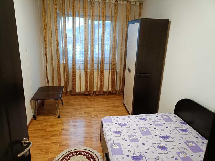 Apartament cu 3 camere decomandat în Ostroveni