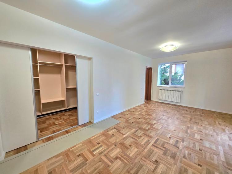Apartament cu 3 camere în Herăstrău