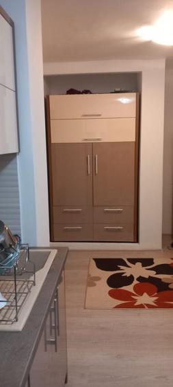Apartament cu 4 camere decomandat în Micro 3