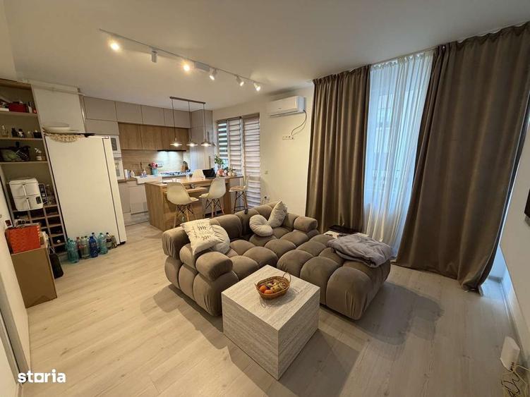 VANZARE Apartament 3 camere | Zona 9 Mai Registrul Comertului - 9