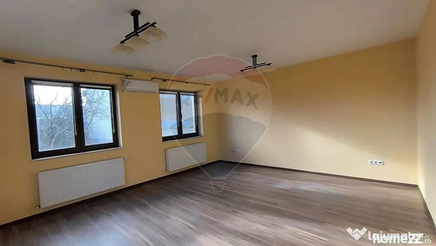 Casă cu 3 camere cu Teren 600 Mp în Mărăști
