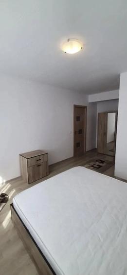 Apartament cu 2 camere decomandat în Hințești