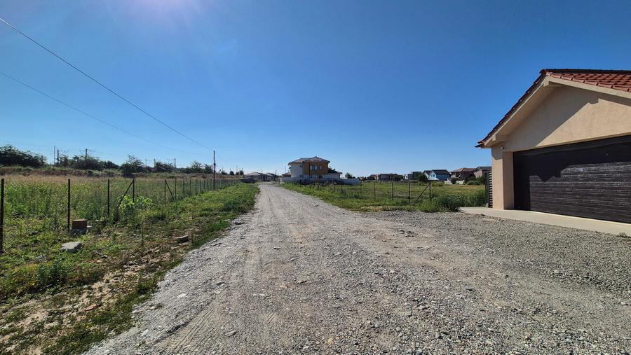 Teren de 350 mp, în Cârcea