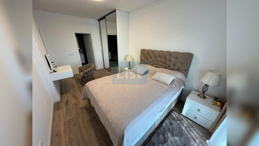 Apartament cu 3 camere semidecomandat, mobilat în Mărăști