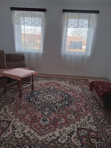Casă cu 3 camere în Câlnic