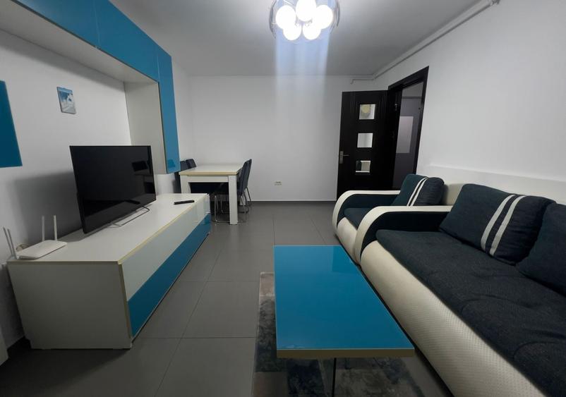 Apartament cu 2 camere, mobilat în Boema