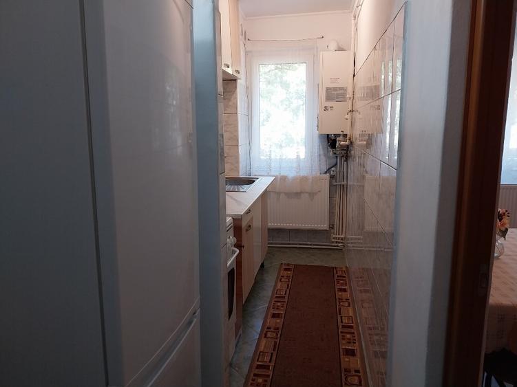 Apartament cu 2 camere semidecomandat în Solidarității