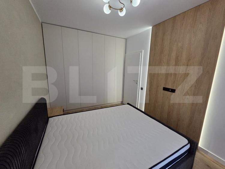 Apartament cu 2 camere semidecomandat, mobilat în Florești