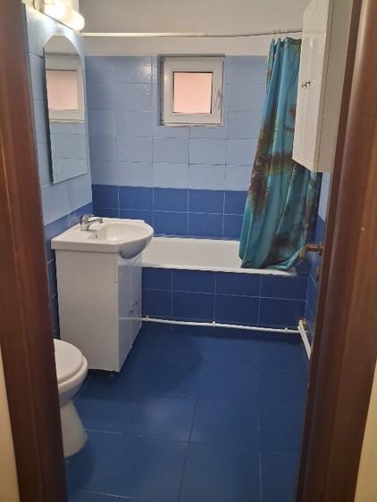 Apartament cu 2 camere decomandat, mobilat în Calea București