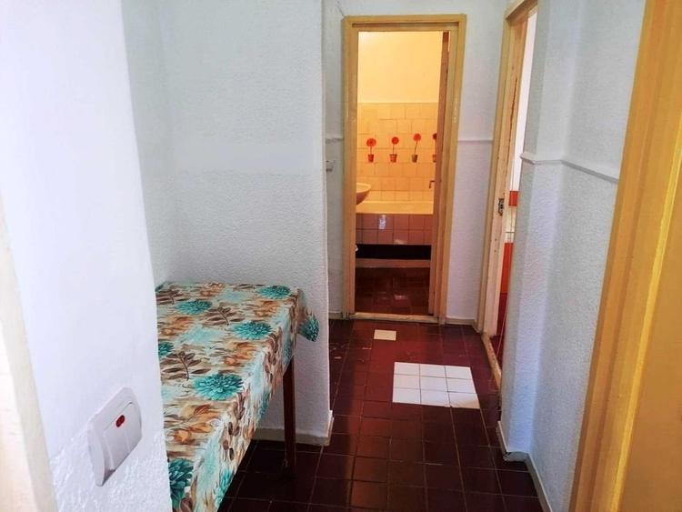 Apartament cu 2 camere decomandat, etaj 2/10, Pacurari - 5