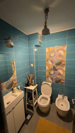 Apartament cu 4 camere decomandat în Central