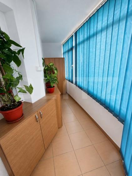 Apartament cu 2 camere decomandat, mobilat în Micro 12