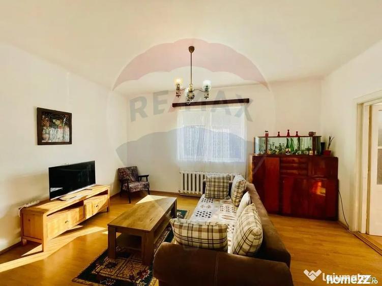 Casă cu 2 camere cu Teren 110 Mp în Lazaret