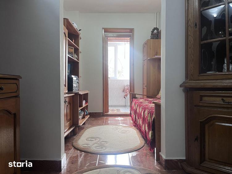 Parter!Vanzare apartament cu 3 camere - Targovi?te! - 9