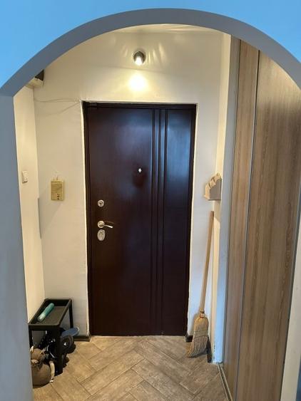 Apartament cu 2 camere decomandat în Gorjului