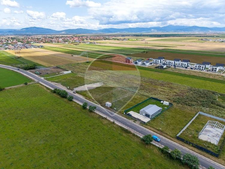 Teren de 968 mp, în Hărman