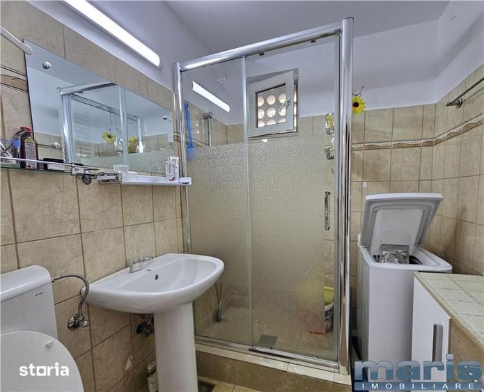 Apartament cu 2 camere semidecomandat, mobilat în Aleea Carpați