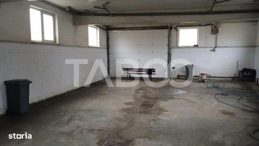 Spațiu comercial, de 150 mp, în Central