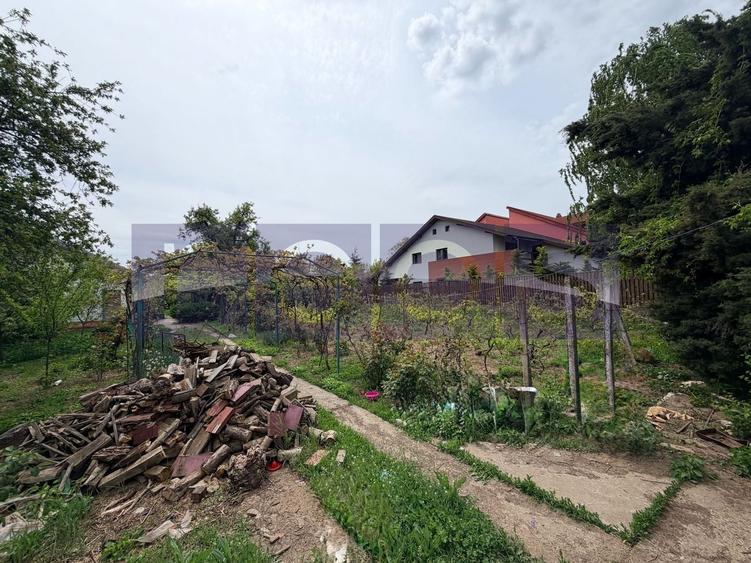 Teren Construcții intravilan de 1530 mp, în Central