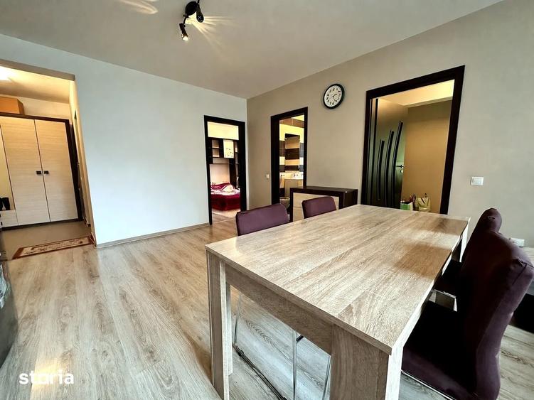 Apartament cu 3 camere semidecomandat în Florești