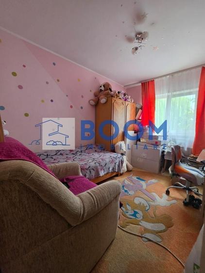 Apartament cu 3 camere decomandat, mobilat în Ostroveni