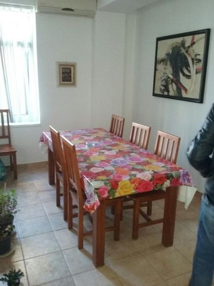 Casă individuală cu 5 camere cu Canalizare în Exterior Nord