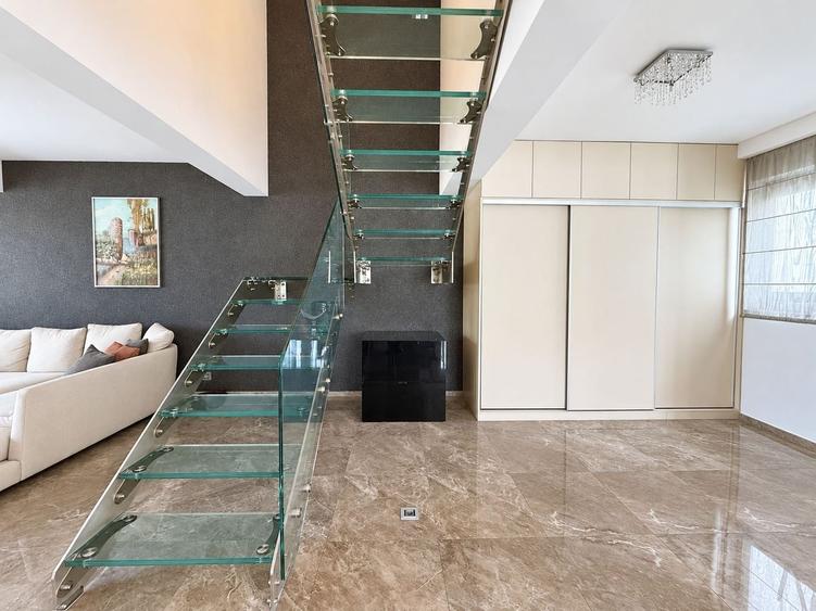 Apartament cu 4 camere decomandat, mobilat în Domenii