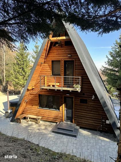 Casă cu 3 camere cu Teren 1500 Mp în Bran