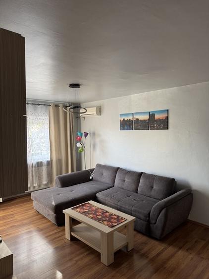 Apartament cu 2 camere decomandat în Soarelui