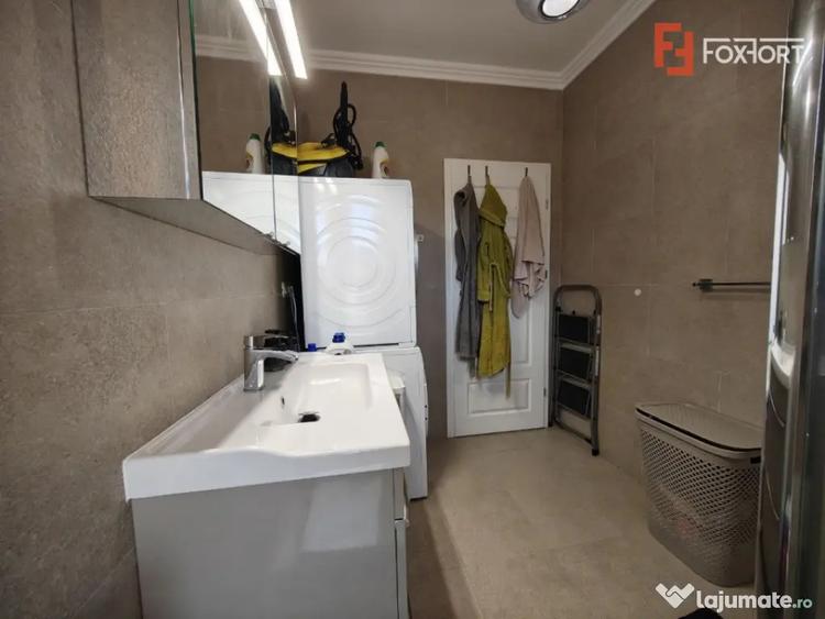 Apartament cu 3 camere decomandat în Girocului