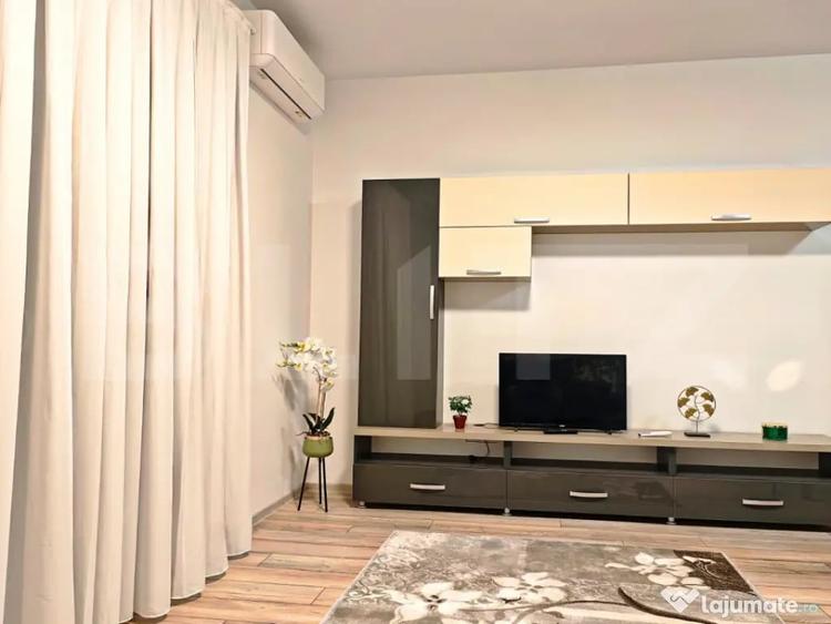 Apartament cu 2 camere decomandat, mobilat în Sânmartin