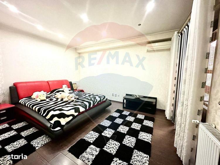 Casă cu 6 camere cu Teren 360 Mp în Andronache
