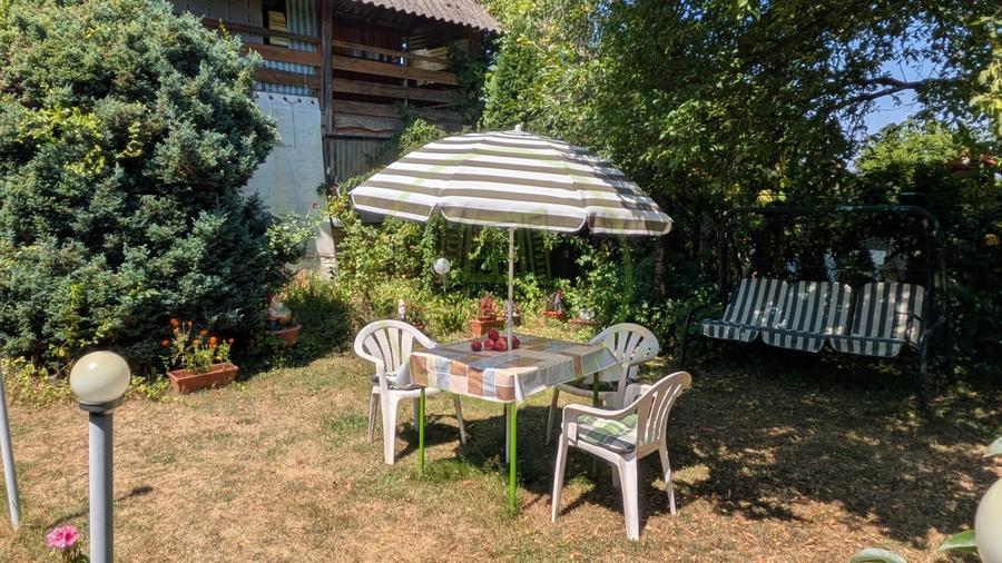 Teren Construcții intravilan de 1093 mp, în Sadu
