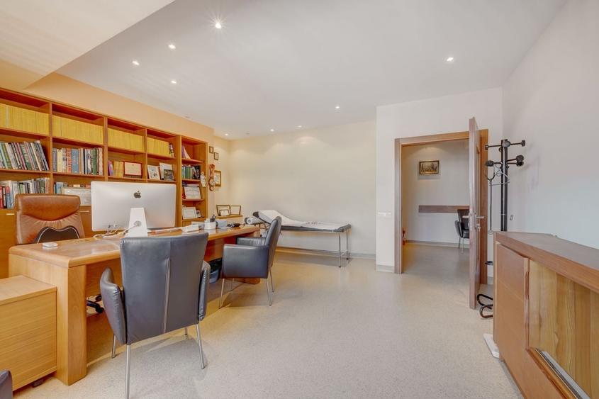 Apartament cu 7 camere decomandat, mobilat în Dorobanți