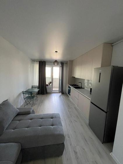 Apartament cu 2 camere semidecomandat în Roșu