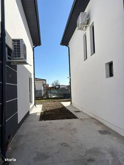 Casă cu 4 camere cu Teren 252 Mp în Afumați
