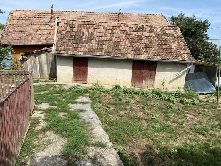 Casă cu 2 camere în Boian