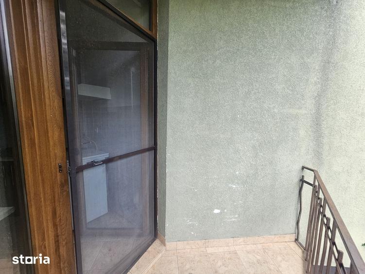 Apartament cu 2 camere decomandat în Burdea