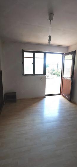 Casa de vanzare in Tunari cu teren in suprafata de 700 mp la 139.000 - 4