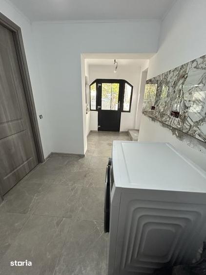 Casă cu 3 camere cu Teren 100 Mp în Roata de Jos